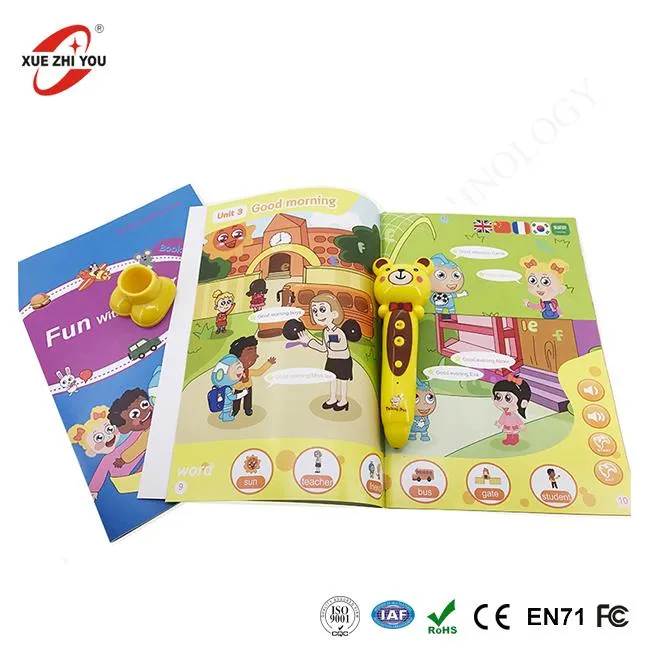 Studenti che imparano la penna astuta dei libri audio